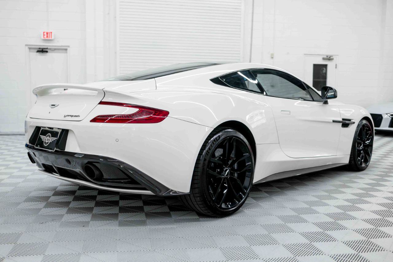 Used 2016 Aston Martin Vanquish Coupe image 8