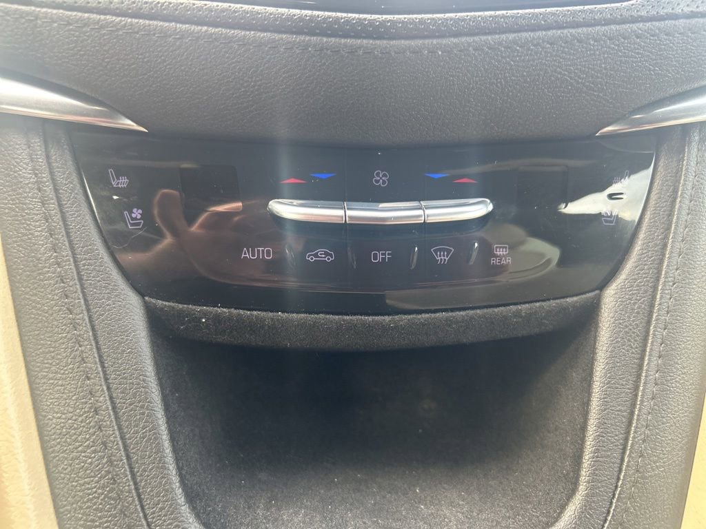Used 2019 Cadillac XT5 Premium Luxury AWD/4WD image 15