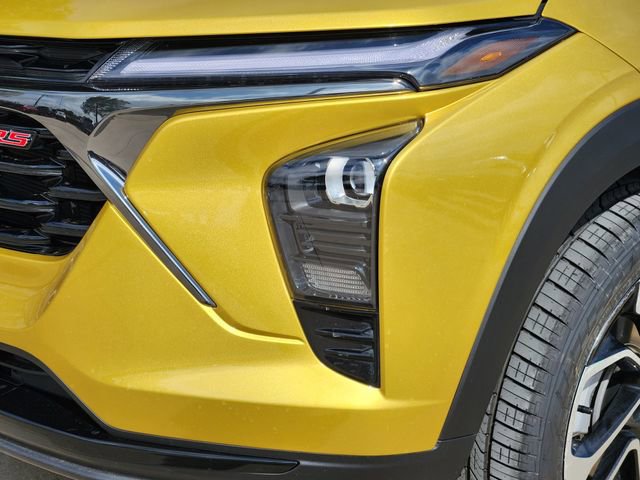 Certified 2024 Chevrolet Trax RS image 5