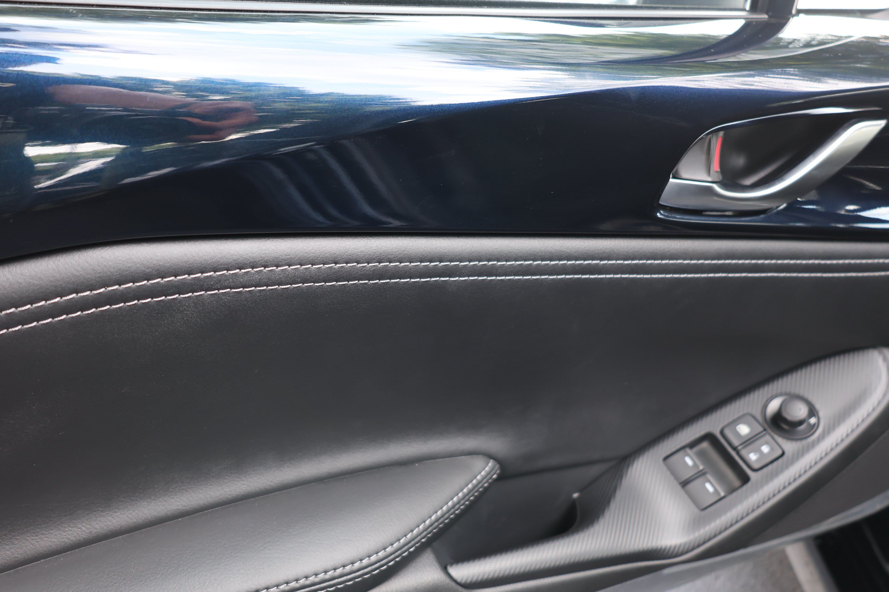 New 2026 MAZDA MX-5 Miata Club w/ Interior Package RWD image 16