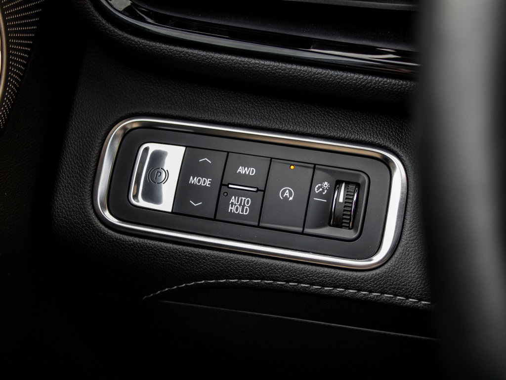 Used 2025 Buick Enclave Avenir w/ Trailering Package, 5000 lbs. image 41