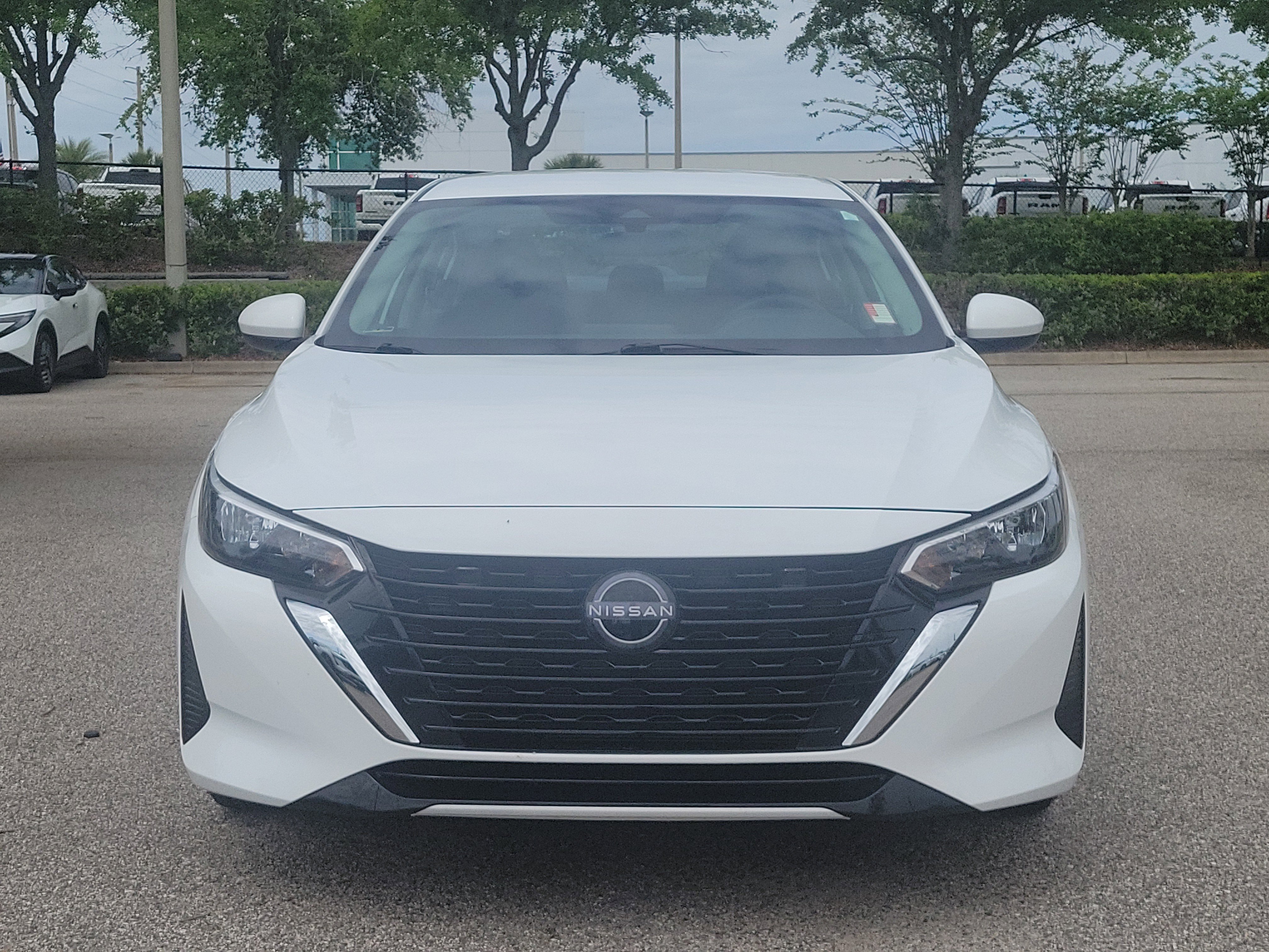 Certified 2025 Nissan Sentra S FWD image 2