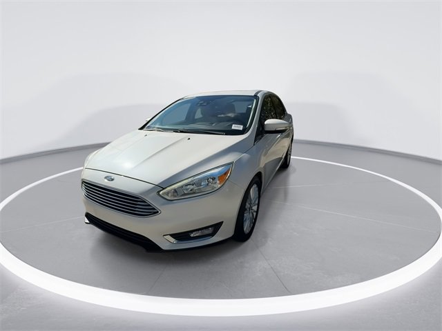 Used 2017 Ford Focus Titanium w/ Titanium Technology Package image 3