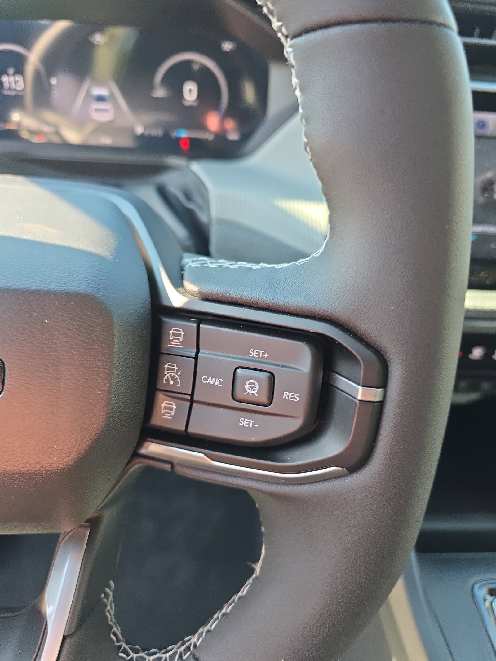 New 2026 Jeep Cherokee Limited image 28