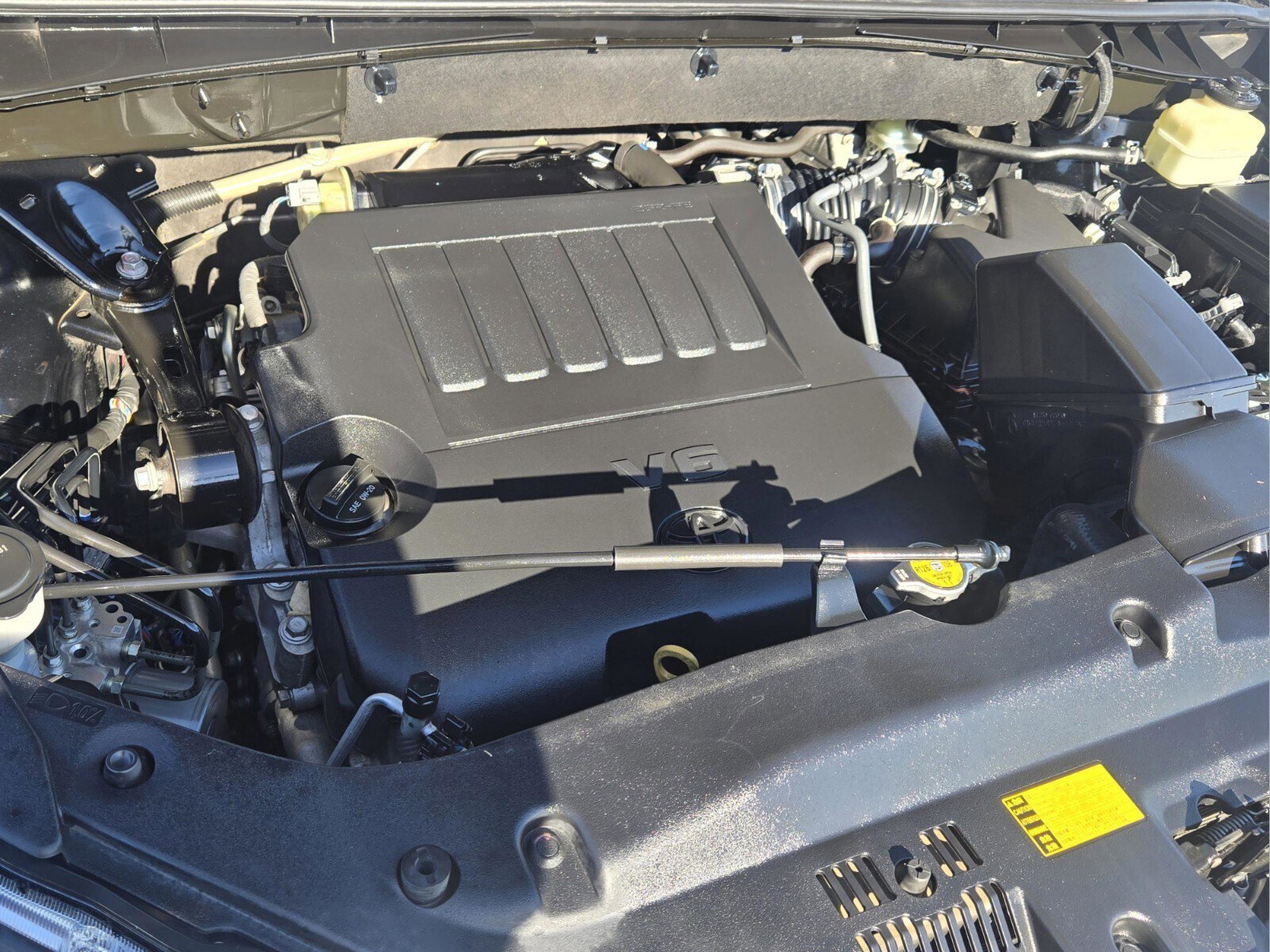 Used 2016 Toyota Highlander Limited Platinum image 25