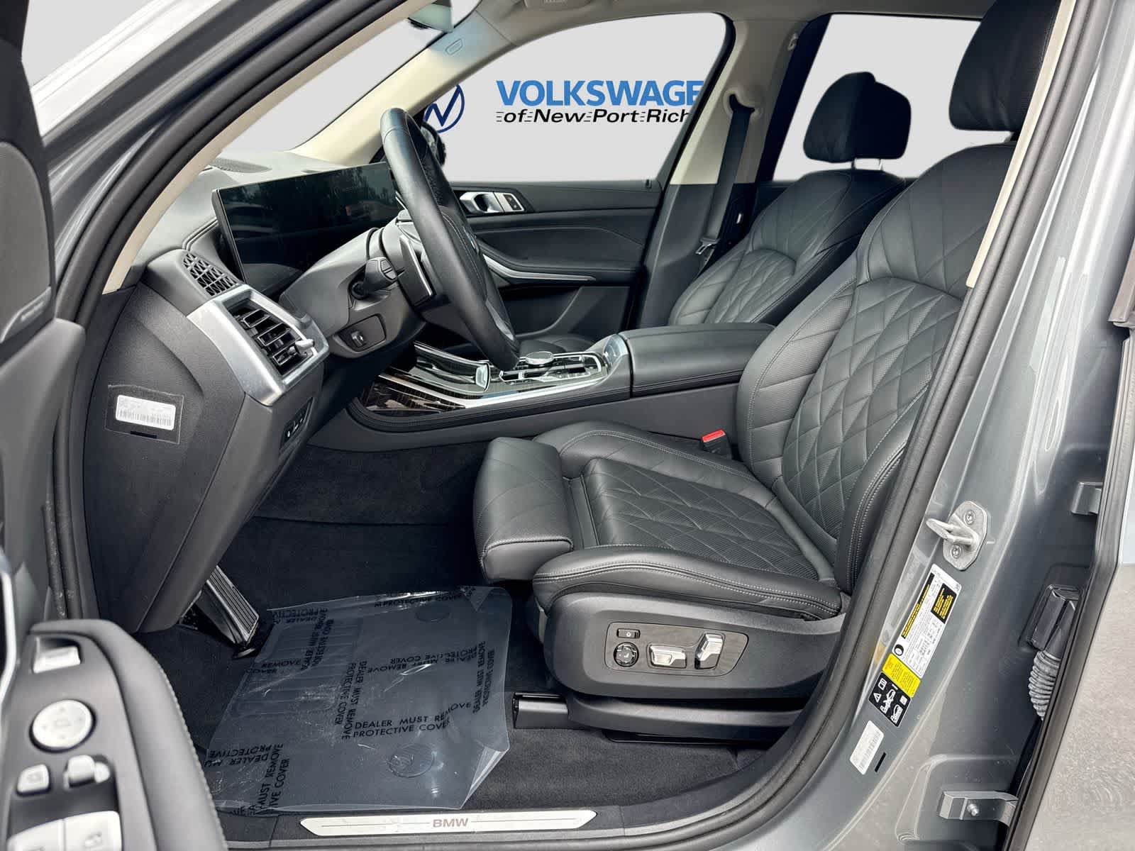 Used 2024 BMW X7 xDrive40i AWD/4WD image 22