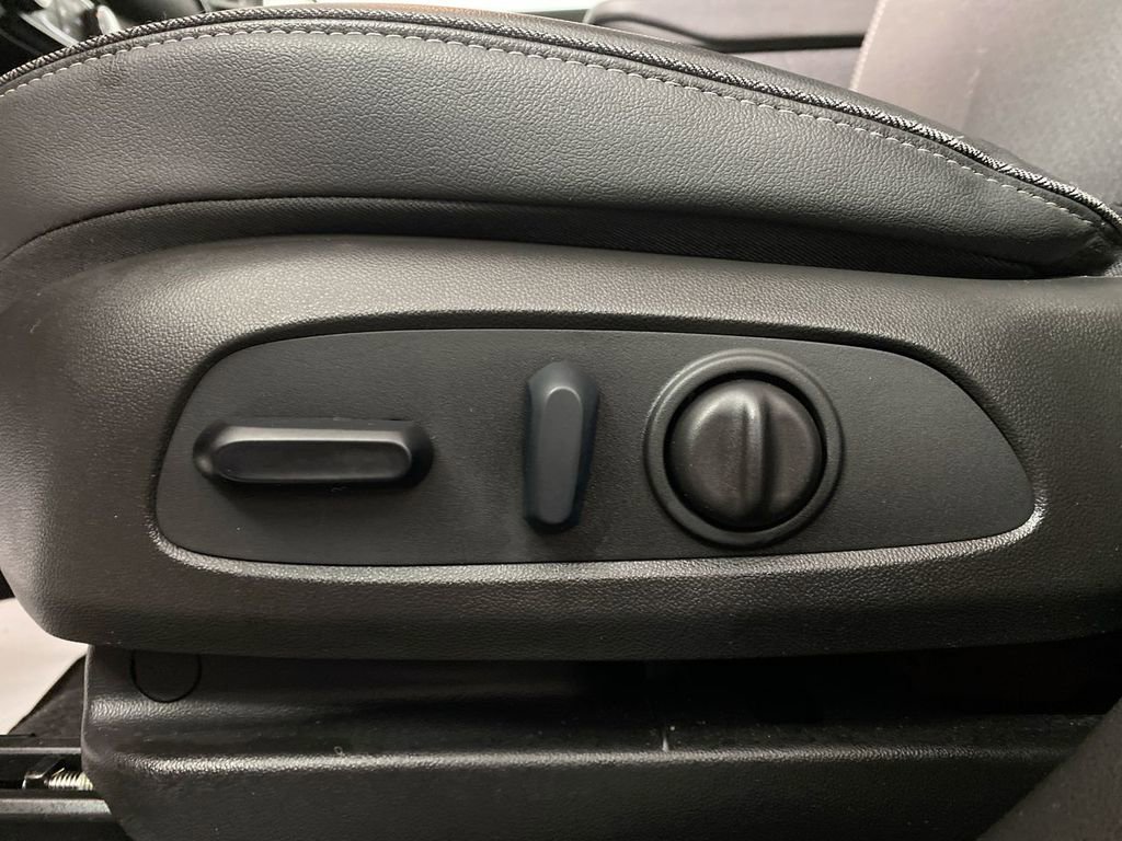 Certified 2023 Buick Encore GX Preferred w/ Cold Weather Comfort Package image 12