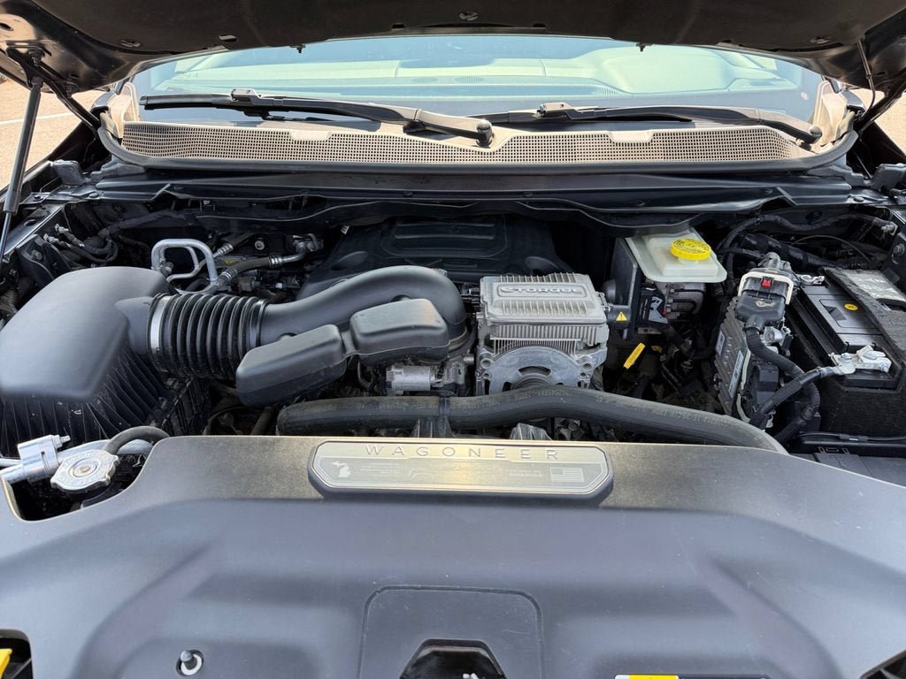 Used 2022 Jeep Wagoneer Series II AWD/4WD image 36