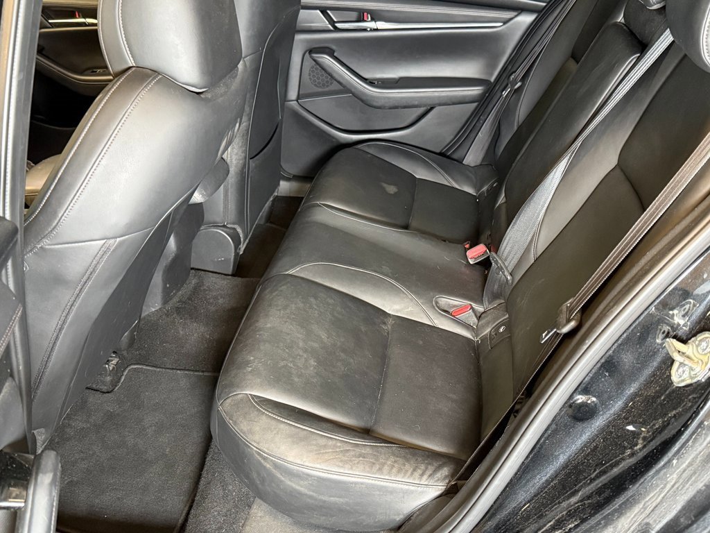 Used 2019 MAZDA MAZDA3 Hatchback image 20