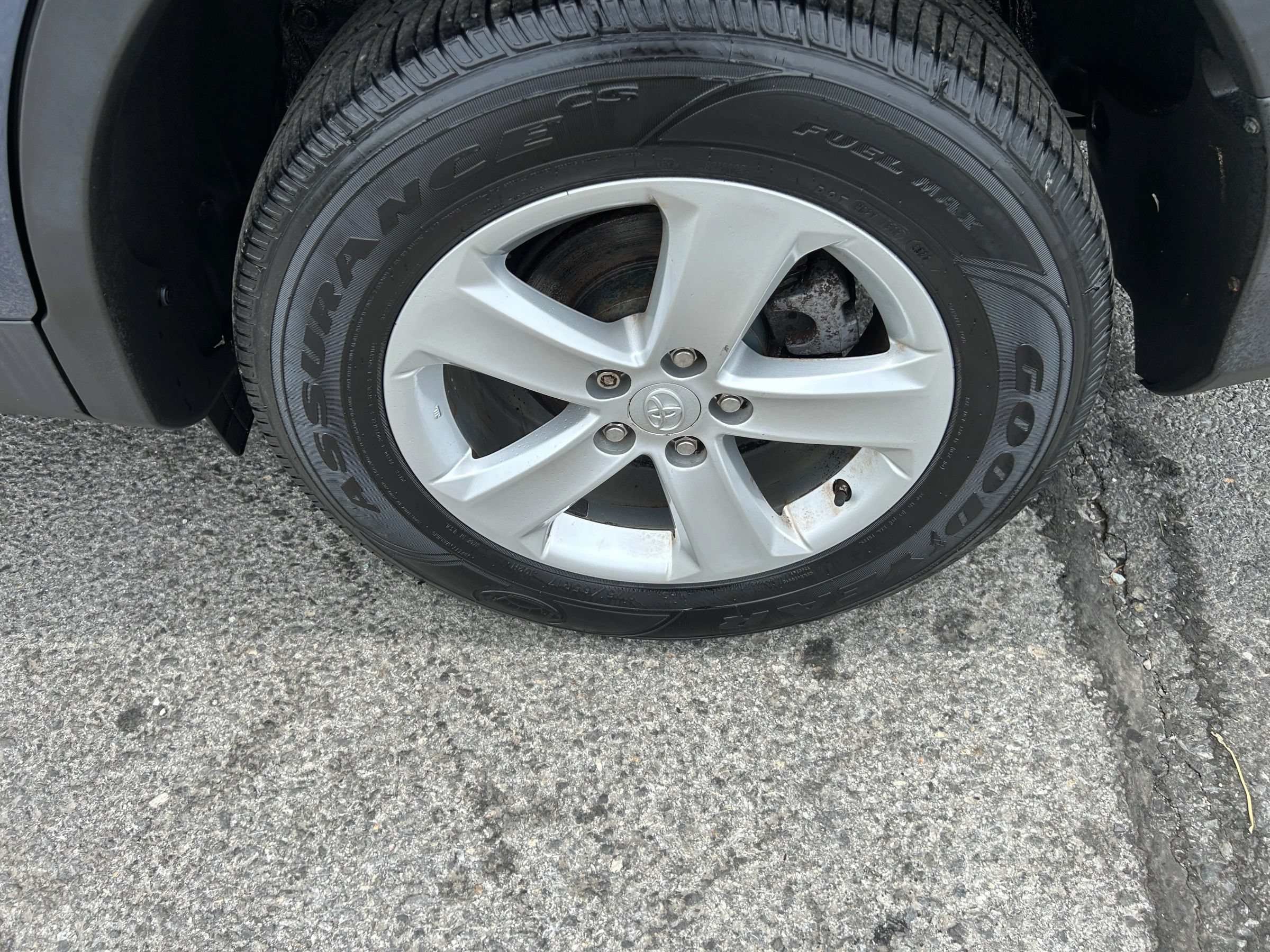 Used 2013 Toyota RAV4 XLE AWD/4WD image 20
