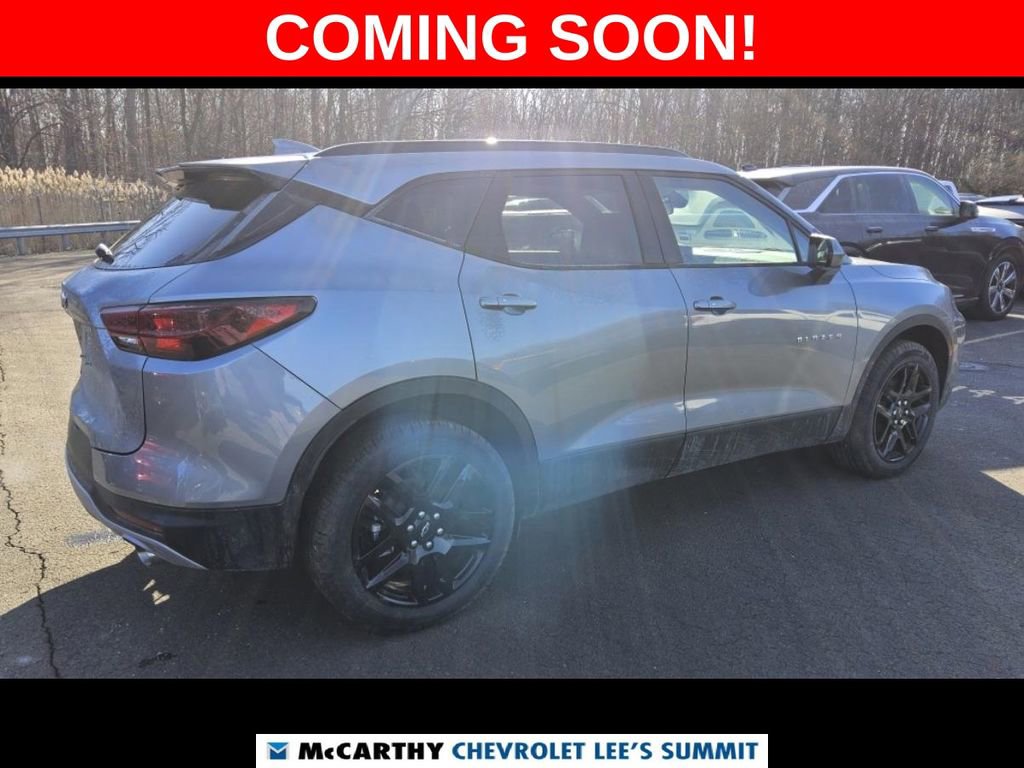 Used 2025 Chevrolet Blazer LT w/ Convenience Package image 4