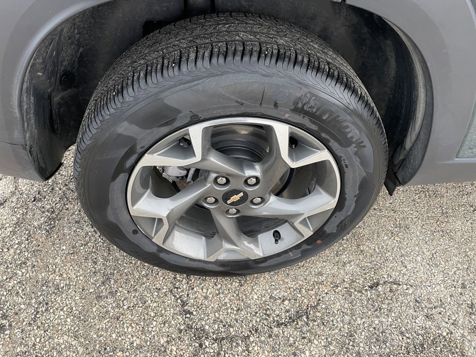 Used 2025 Chevrolet Trax LT image 29
