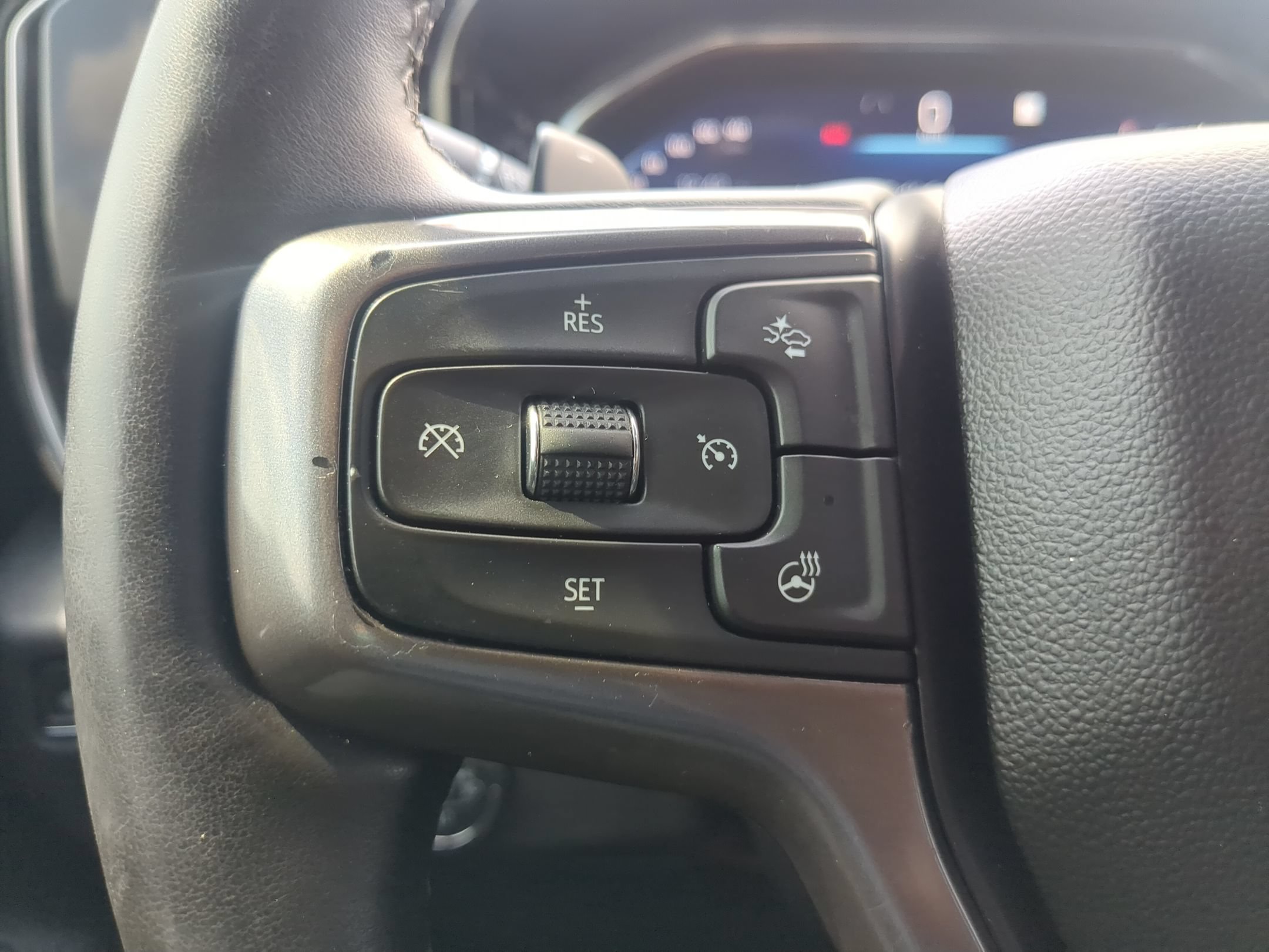 Used 2023 Chevrolet Silverado 1500 High Country w/ High Country Premium Package AWD/4WD image 21