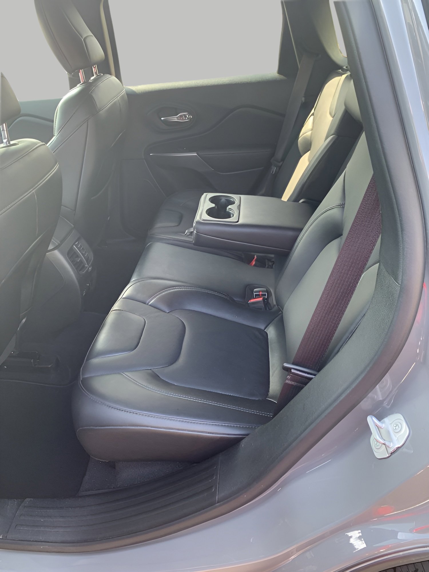 Used 2022 Jeep Cherokee Latitude Lux AWD/4WD image 10