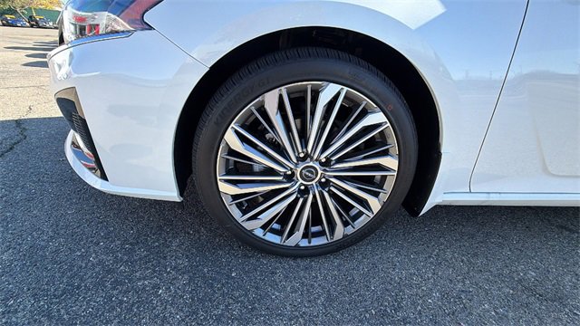 Used 2025 Nissan Altima 2.5 SL image 10