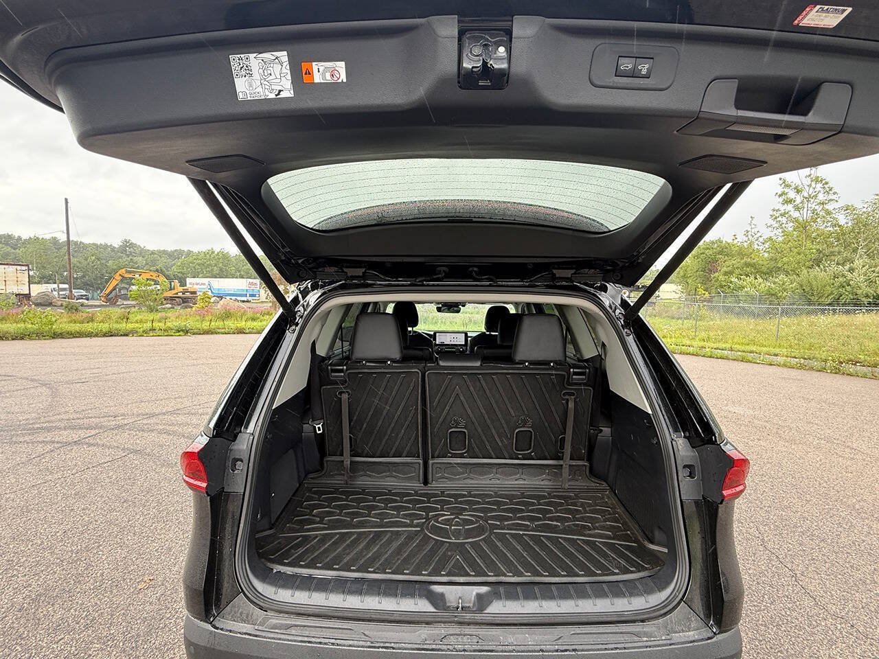 Used 2025 Toyota Grand Highlander AWD Hybrid image 15
