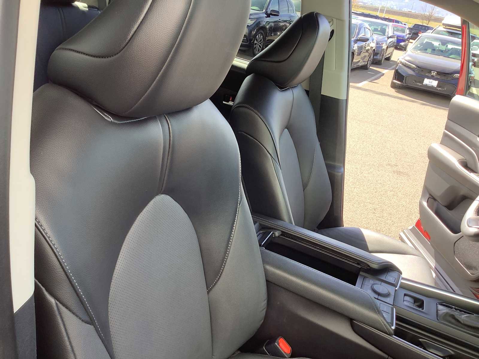 Used 2024 Toyota Grand Highlander XLE image 14