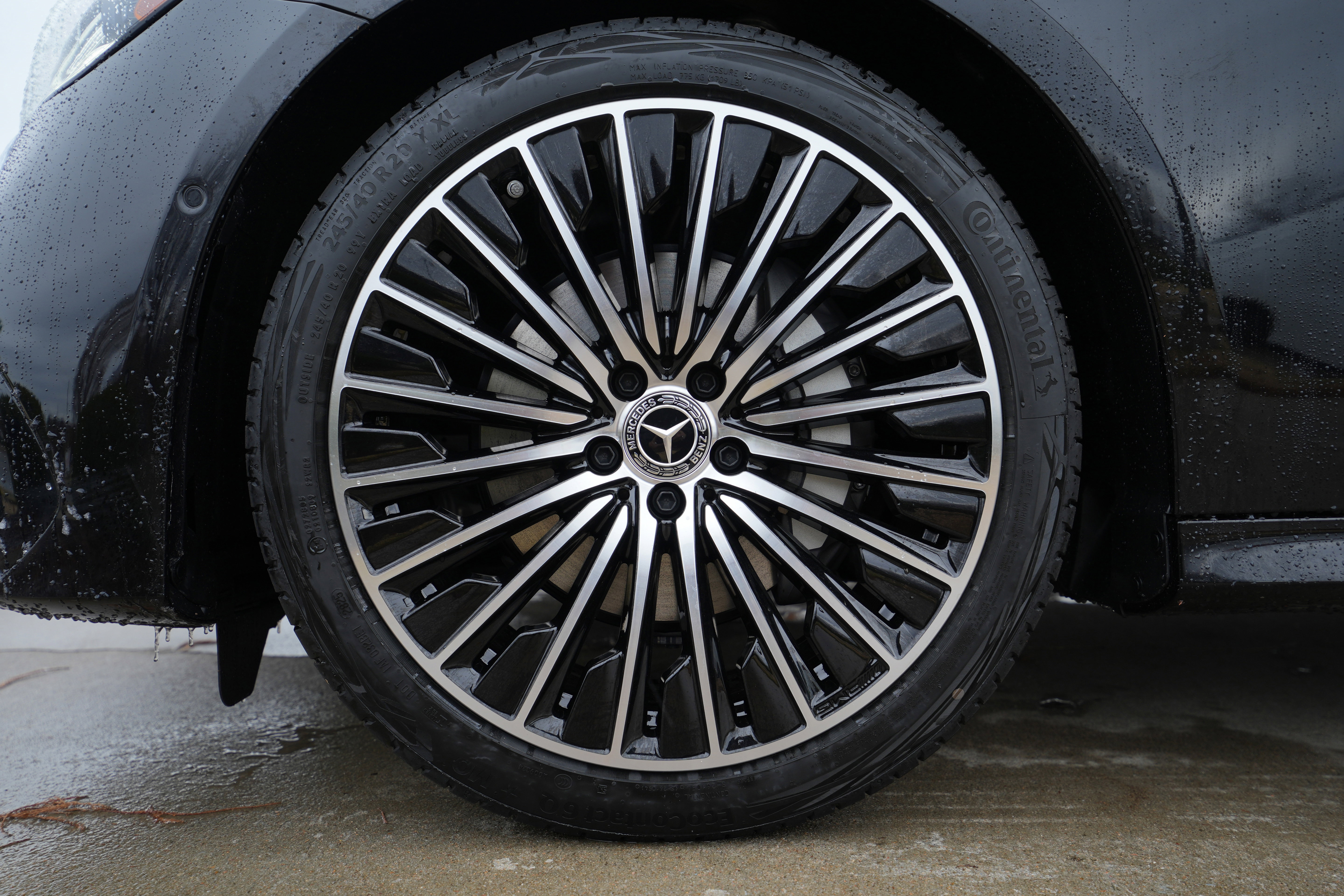 New 2026 Mercedes-Benz E 350 4MATIC Sedan image 10