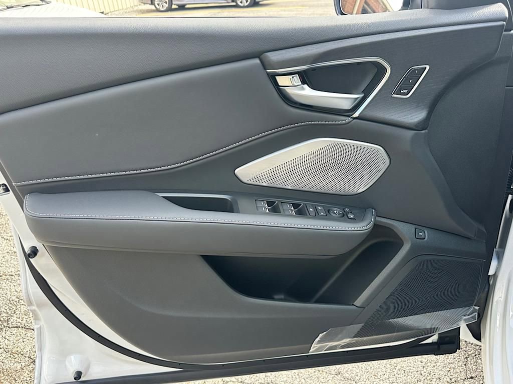 New 2025 Acura RDX SH-AWD w/ Advance Package image 9