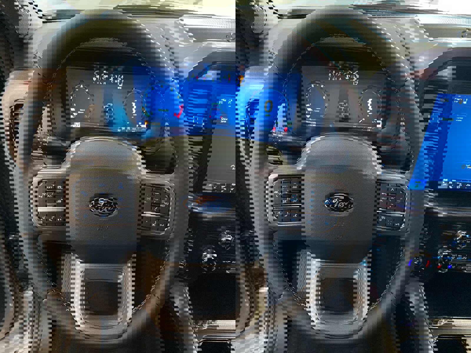 New 2026 Ford F150 Lariat image 47