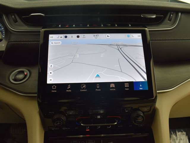 New 2025 Jeep Grand Cherokee L Limited w/ Trailer Tow Package image 8