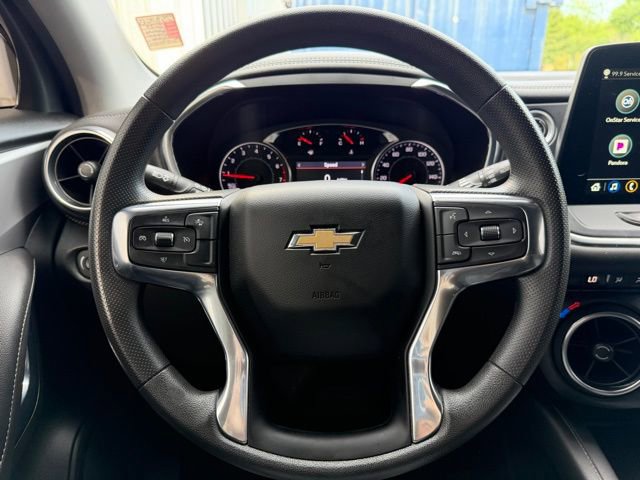 Used 2023 Chevrolet Blazer LT FWD image 17