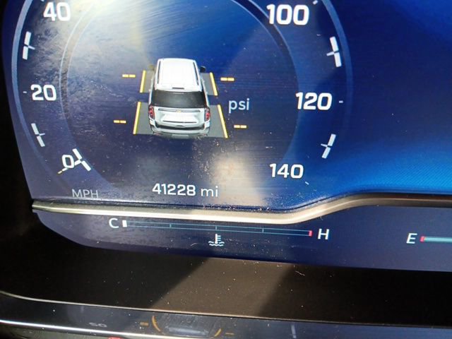 Used 2022 Chevrolet Tahoe Z71 image 14