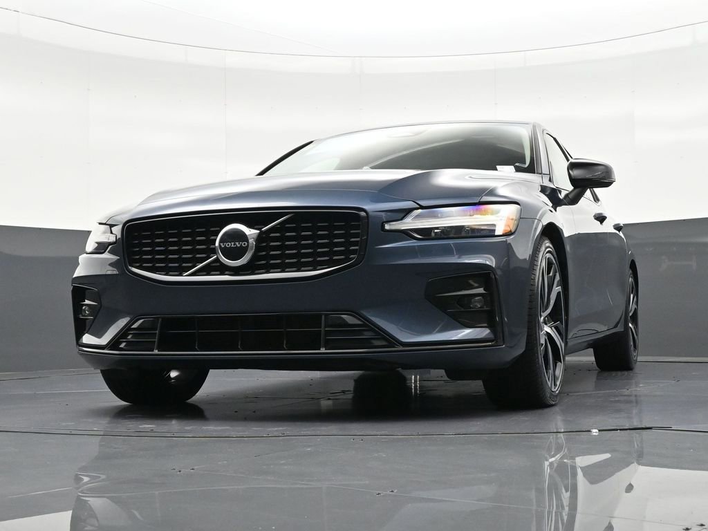 Used 2023 Volvo S60 B5 Core w/ Protection Package image 29