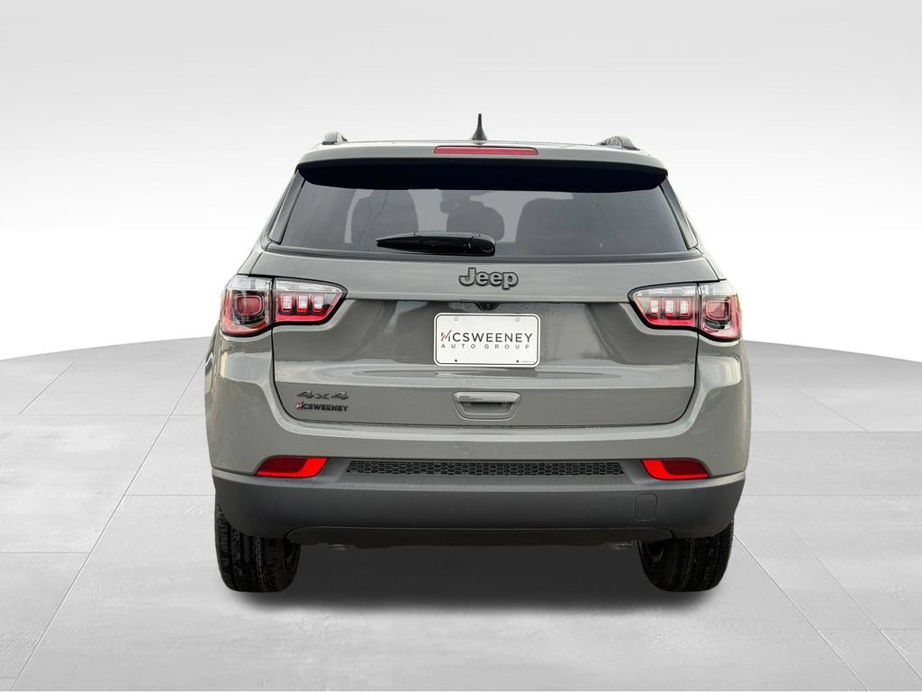 New 2026 Jeep Compass Latitude AWD/4WD image 27