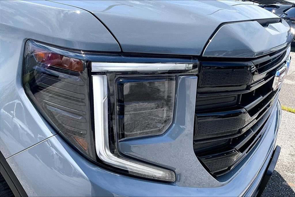 Used 2024 GMC Sierra 1500 Elevation AWD/4WD image 39
