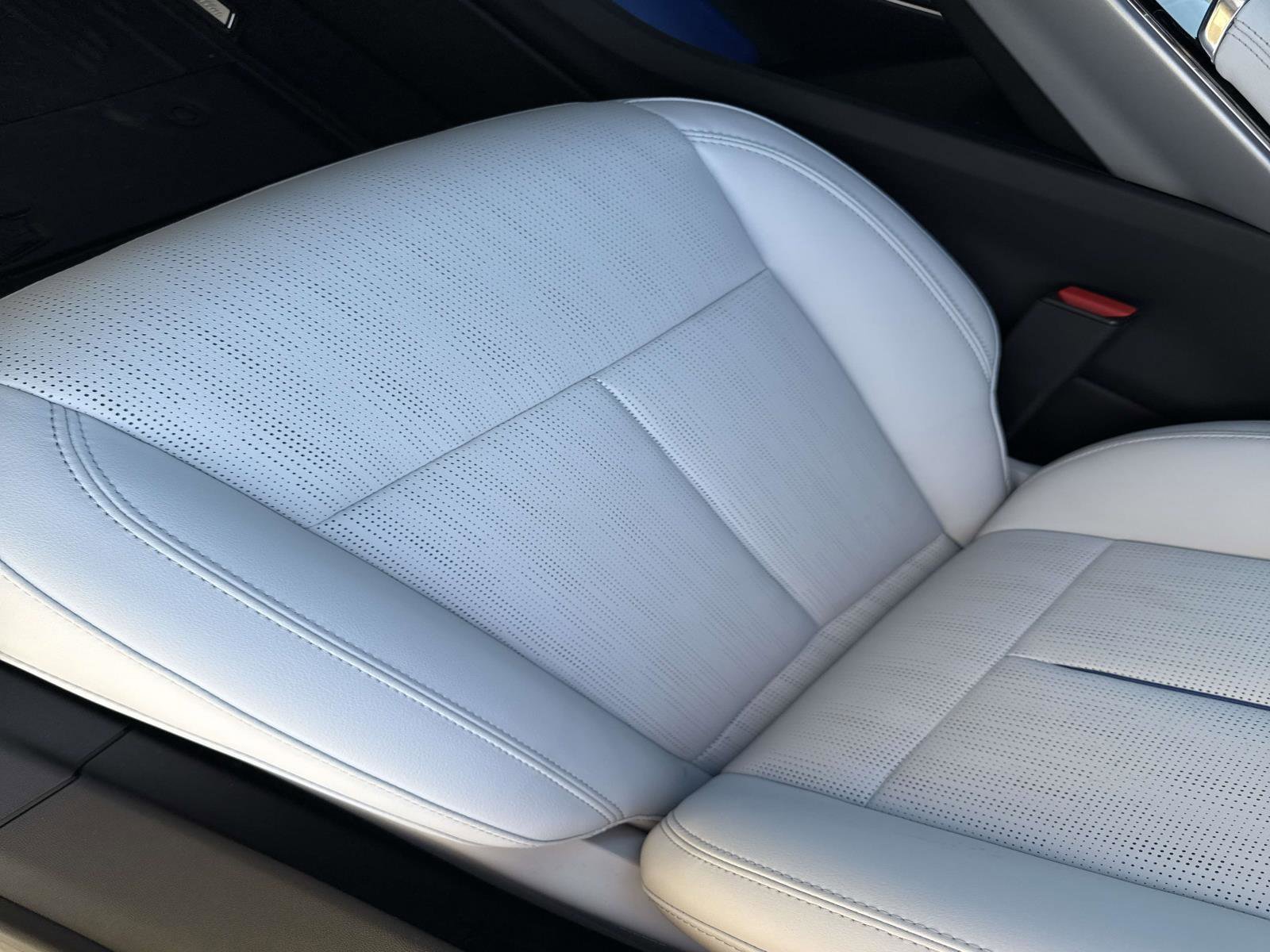 New 2025 Cadillac Lyriq Sport image 22