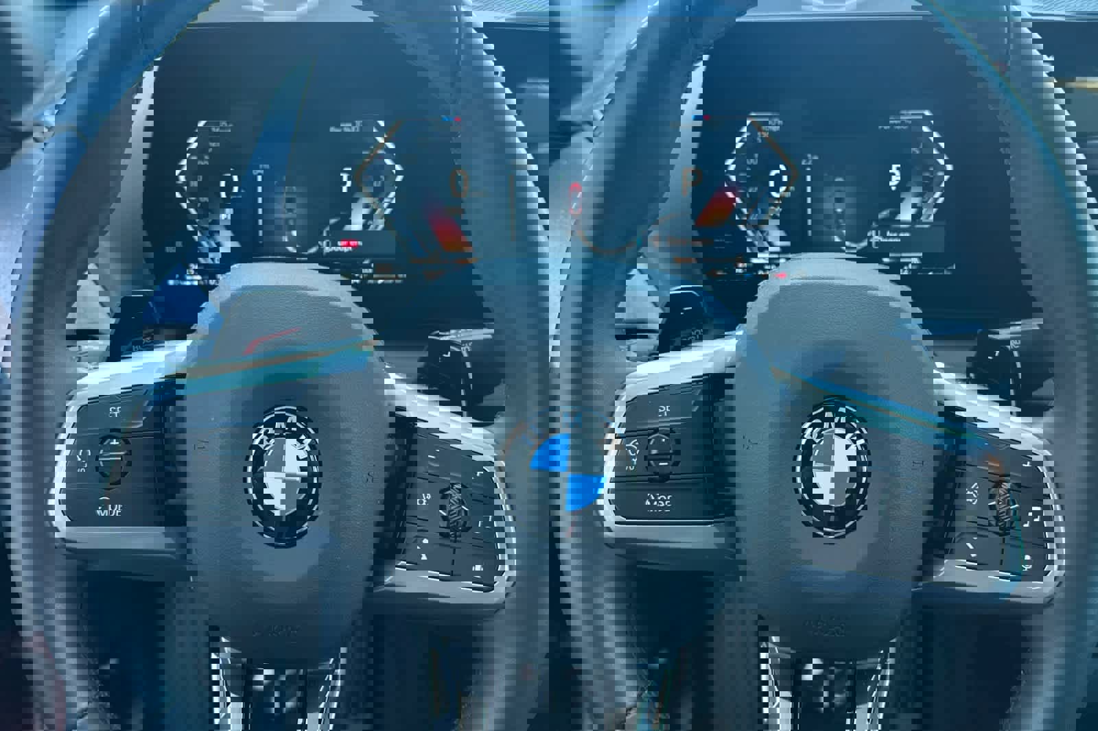 Used 2025 BMW 228i xDrive w/ Premium Package image 26