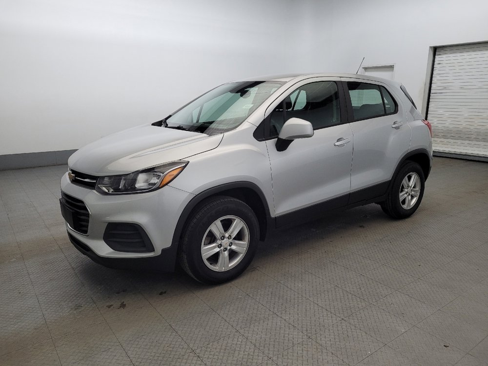 Used 2018 Chevrolet Trax LS image 2