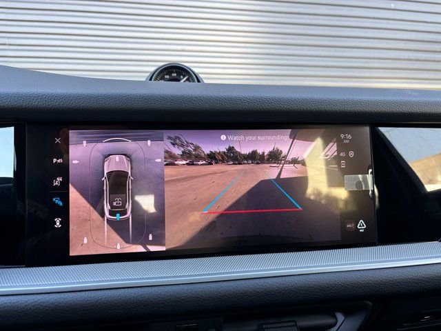 Certified 2025 Porsche Cayenne Coupe image 21