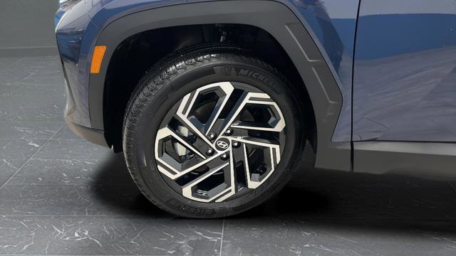 Used 2025 Hyundai Tucson Limited image 37