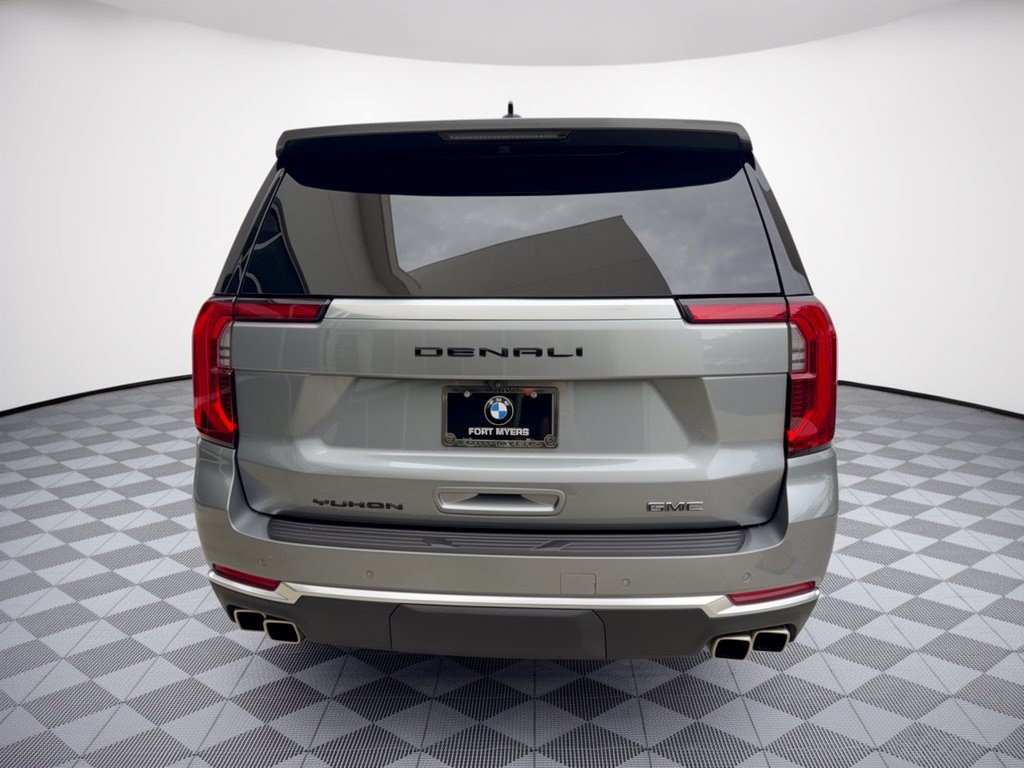 Used 2026 GMC Yukon Denali AWD/4WD image 11