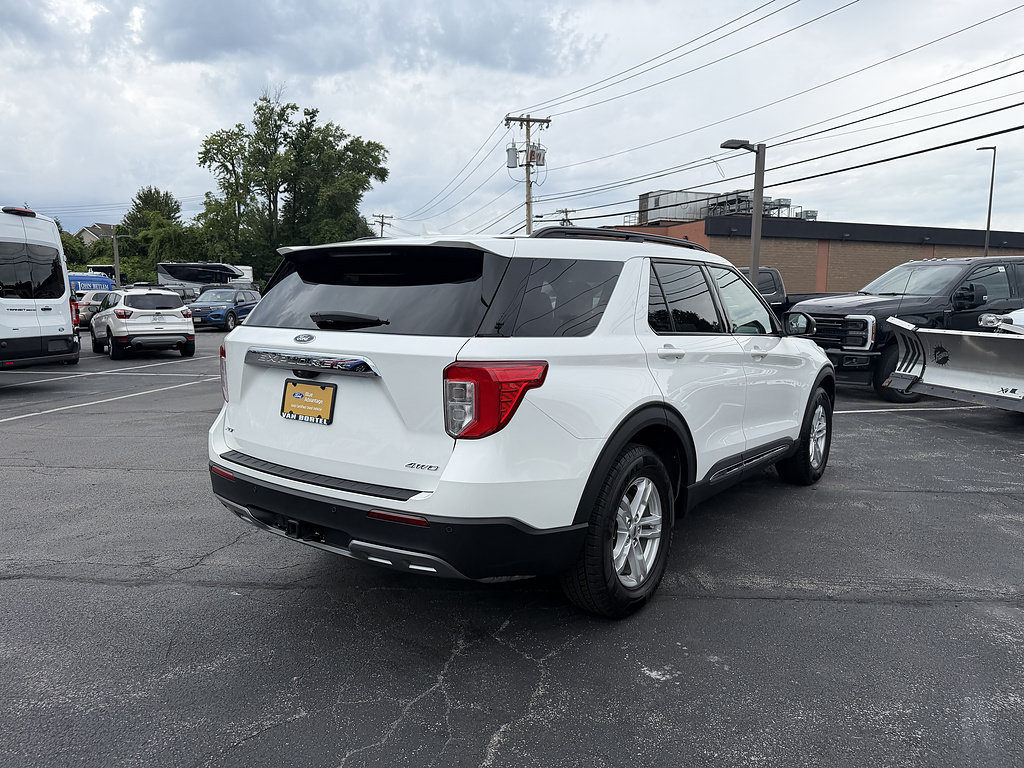 Certified 2023 Ford Explorer XLT w/ Equipment Group 202A AWD/4WD image 7