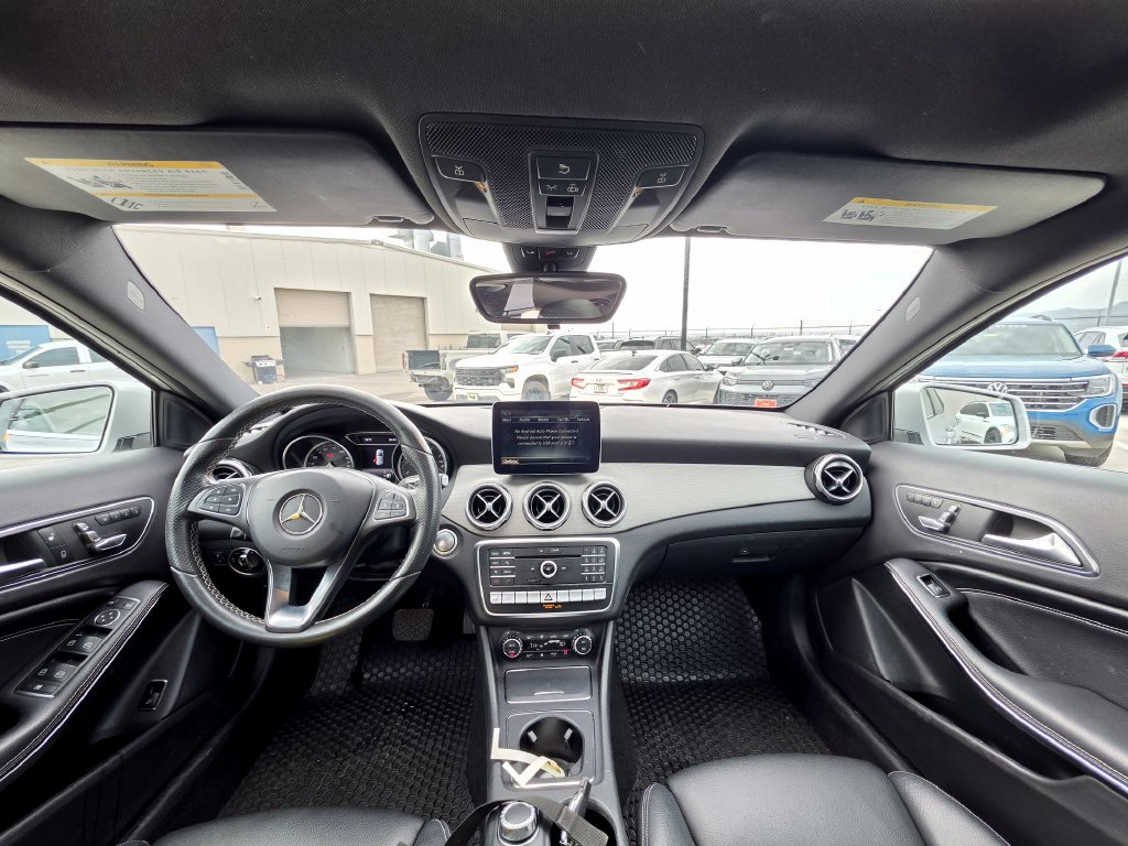 Used 2018 Mercedes-Benz GLA 250 4MATIC image 14