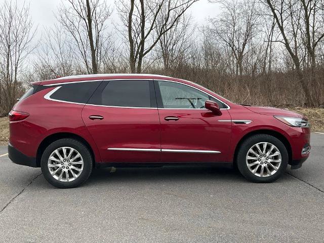 Used 2020 Buick Enclave Premium w/ Sun and Sites Package AWD/4WD image 24