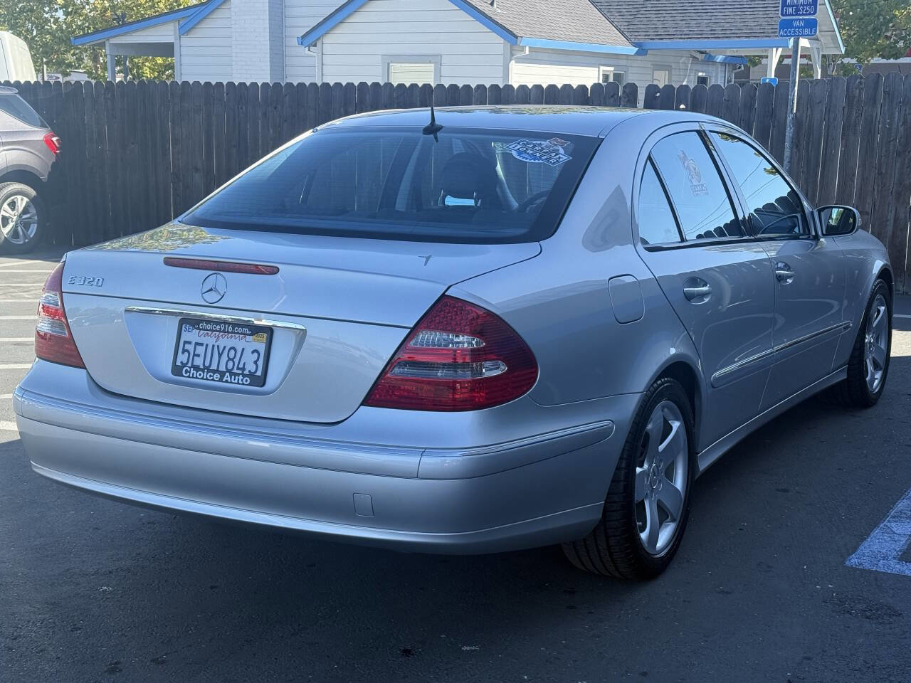 Used 2003 Mercedes-Benz E 320 Sedan image 6