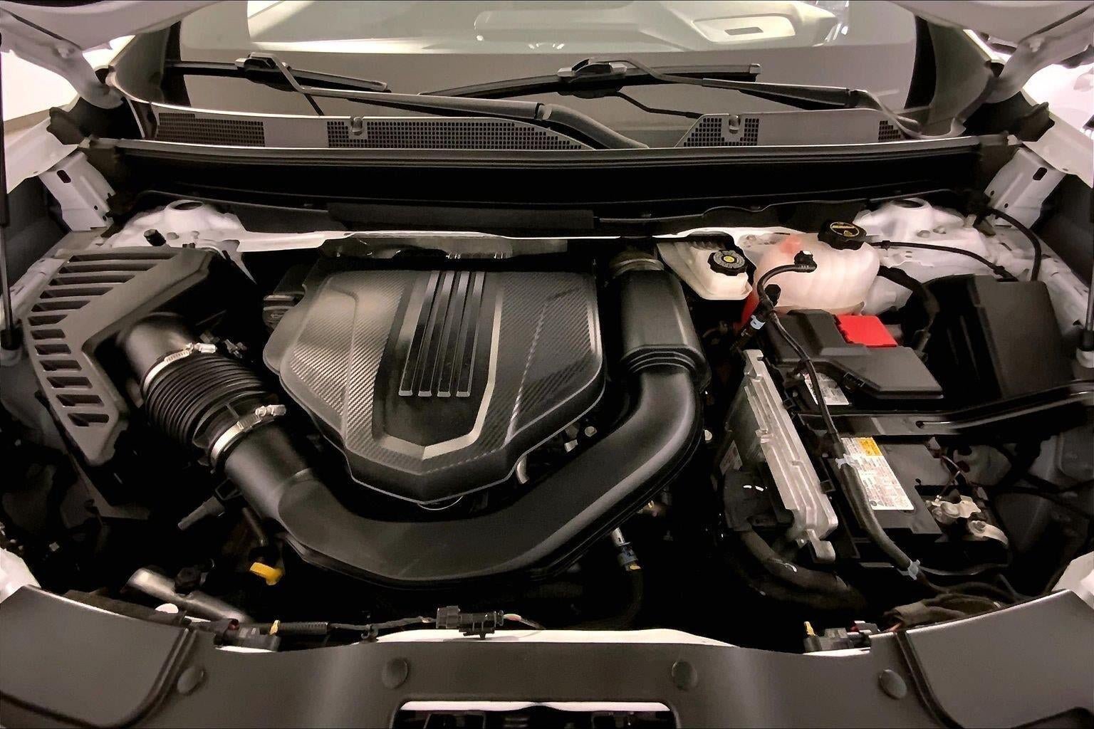 Used 2025 GMC Acadia Elevation AWD/4WD image 14