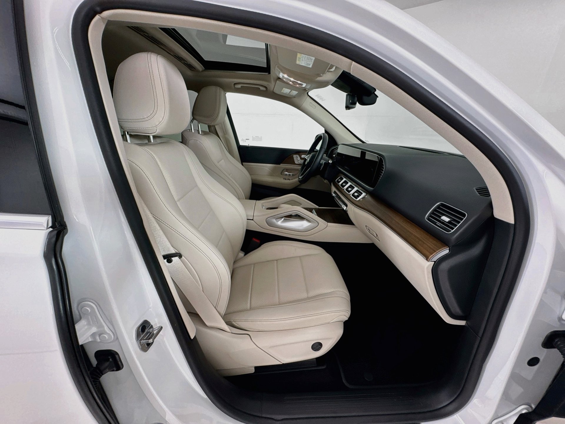 Certified 2026 Mercedes-Benz GLE 350 4MATIC image 31