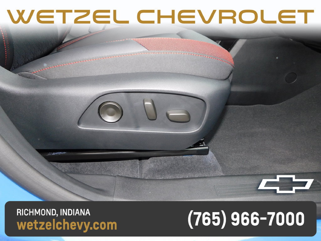 New 2027 Chevrolet Equinox RS w/ Convenience Package III FWD image 18