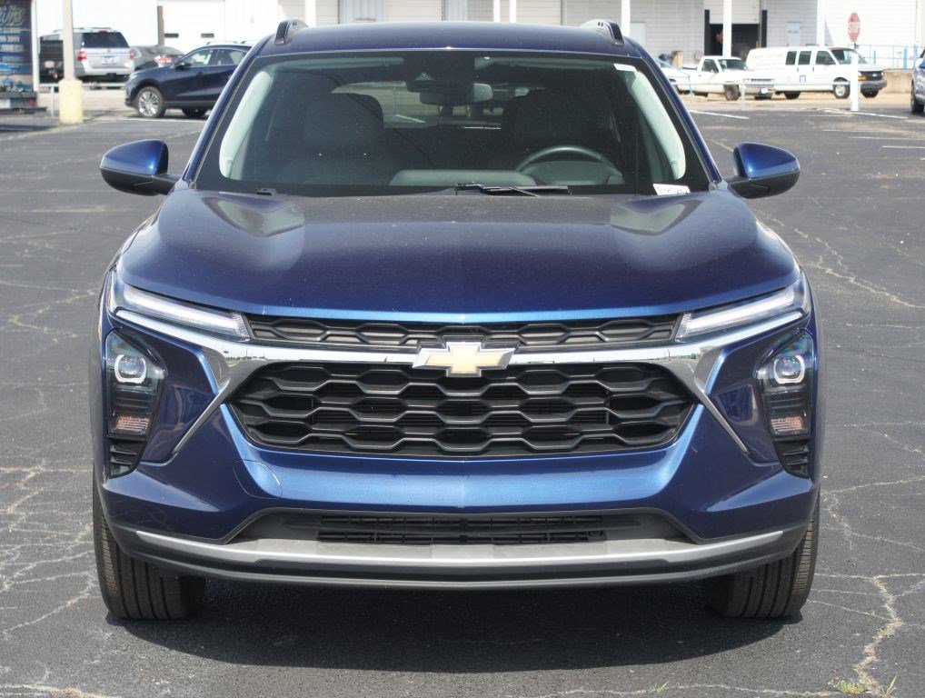 Used 2024 Chevrolet Trax LT w/ Driver Confidence Package image 23