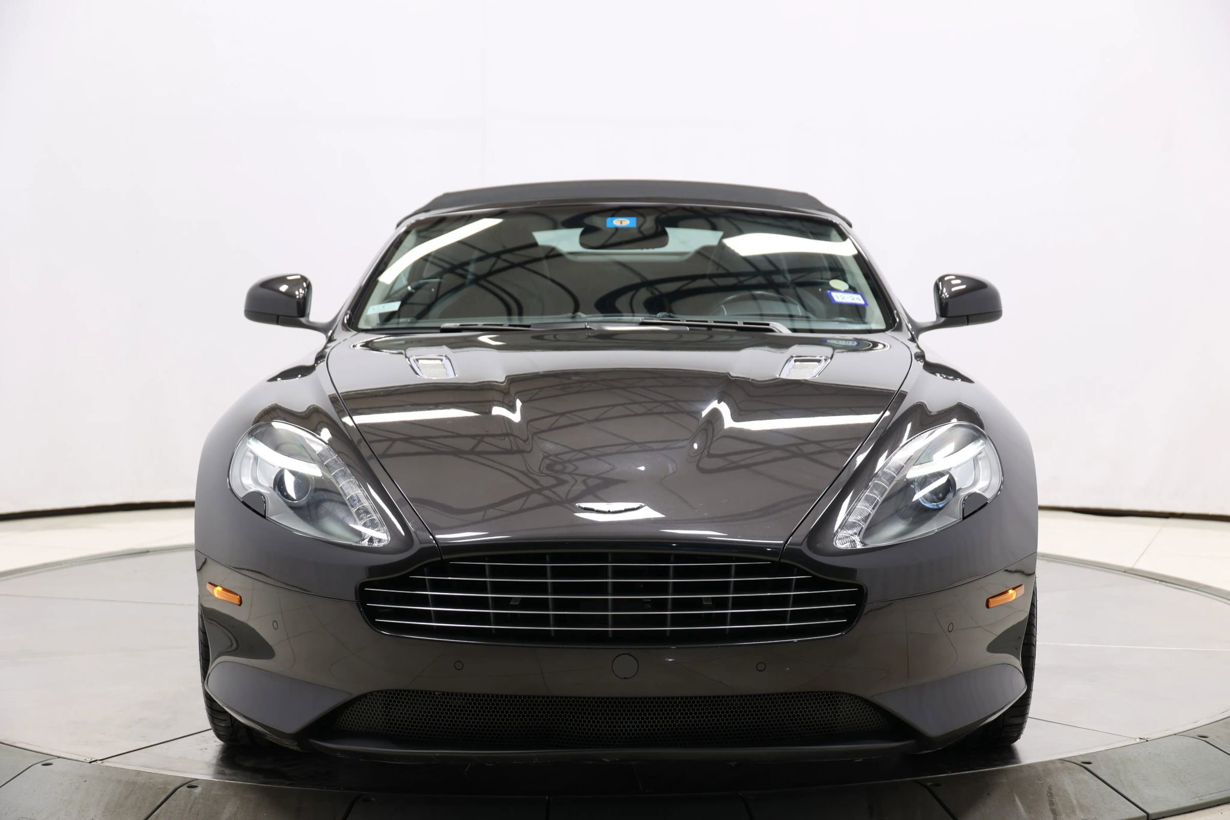 Used 2012 Aston Martin Virage Volante image 94