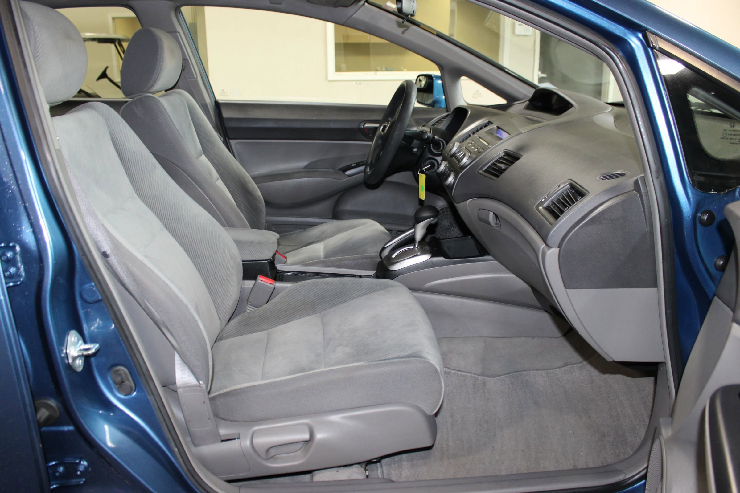 Used 2010 Honda Civic LX image 21