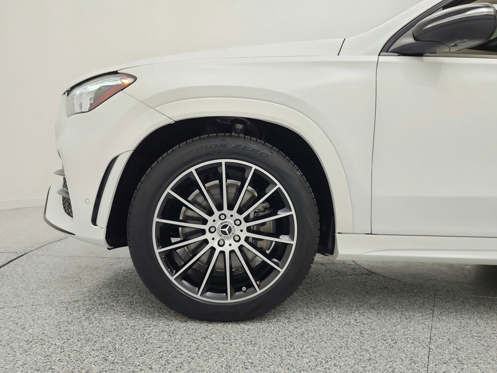 Used 2023 Mercedes-Benz GLE 450 4MATIC image 24