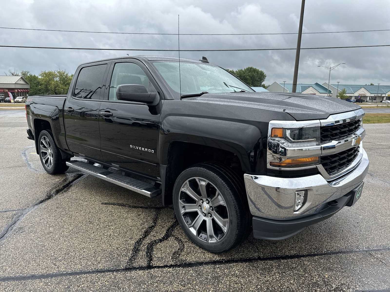Used 2018 Chevrolet Silverado 1500 LT w/ All Star Edition AWD/4WD image 30