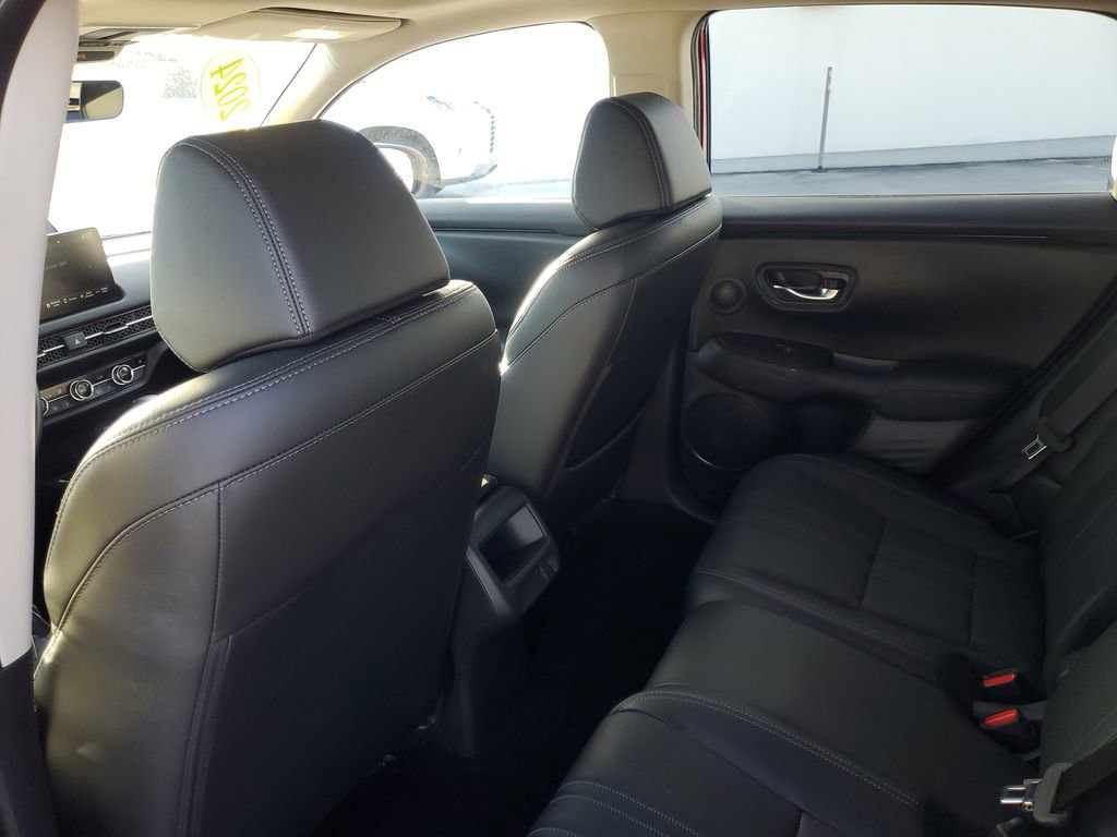 Used 2024 Honda HR-V EX-L image 11