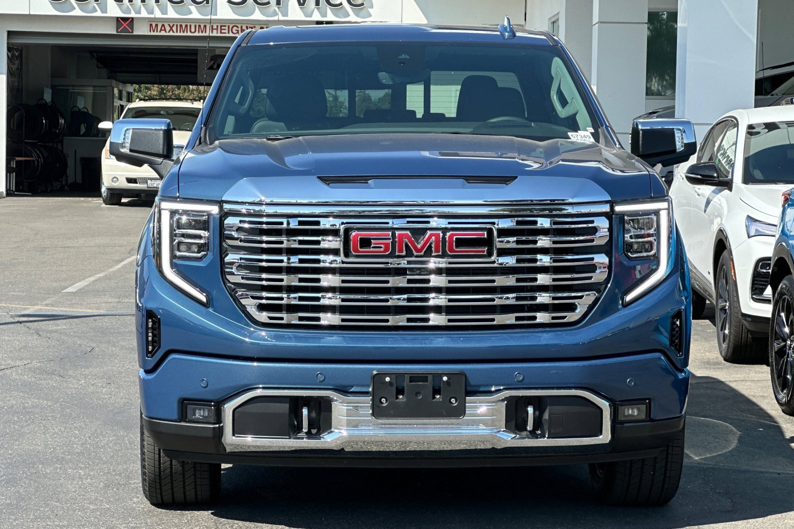 New 2025 GMC Sierra 1500 Denali w/ Denali Reserve Package image 3